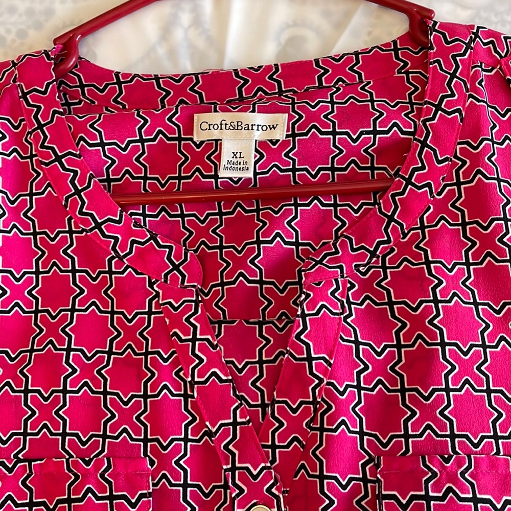 Croft & barrow xl dark rose blouse’s neck button down front new never worn
